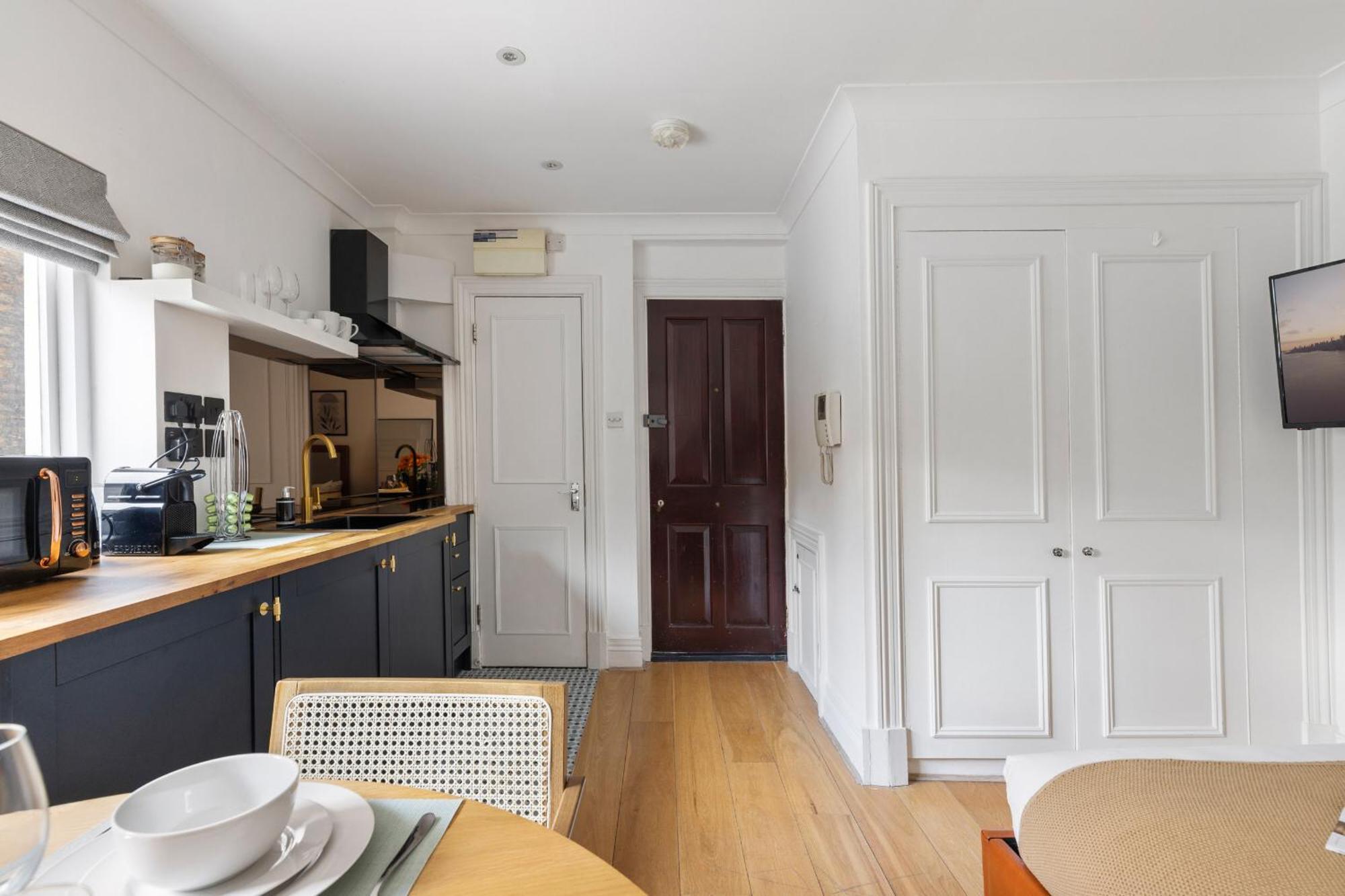 Luxurious Studio Retreat - La Reserve Knightsbridge ロンドン エクステリア 写真